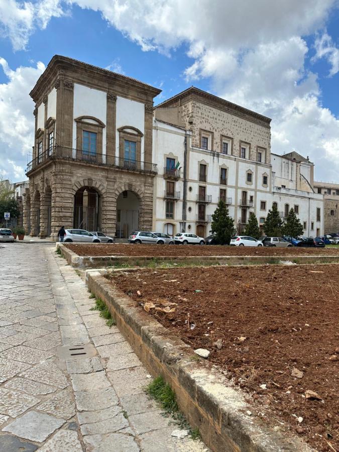 شقة La Kalsa Di Somavi باليرمو المظهر الخارجي الصورة